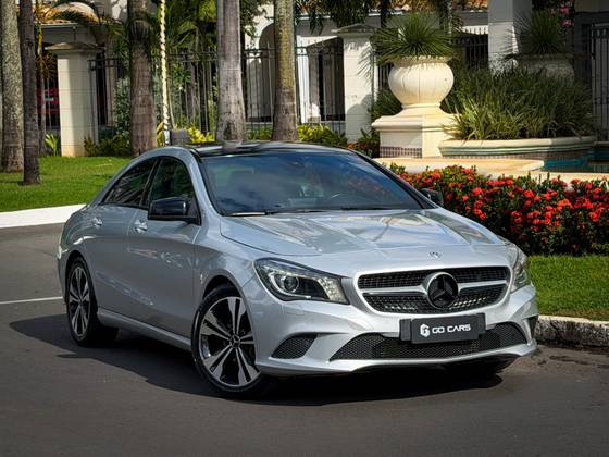 MERCEDES-BENZ CLA 200 1.6 URBAN 16V FLEX 4P AUTOMÁTICO